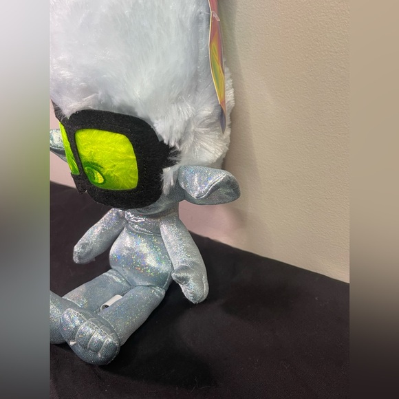 Trolls World Tour Plush Tiny Diamond 2020 NEW  Large Toy 15inch - Picture 7 of 7